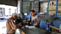 Residentes de Santiago de Cuba reportan una severa crisis en la distribución de alimentos básicos y el servicio eléctrico.